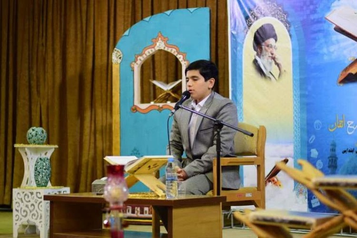 برگزاری همایش تبدیل مساجد به کانون حفظ قرآن کریم در استان زنجان