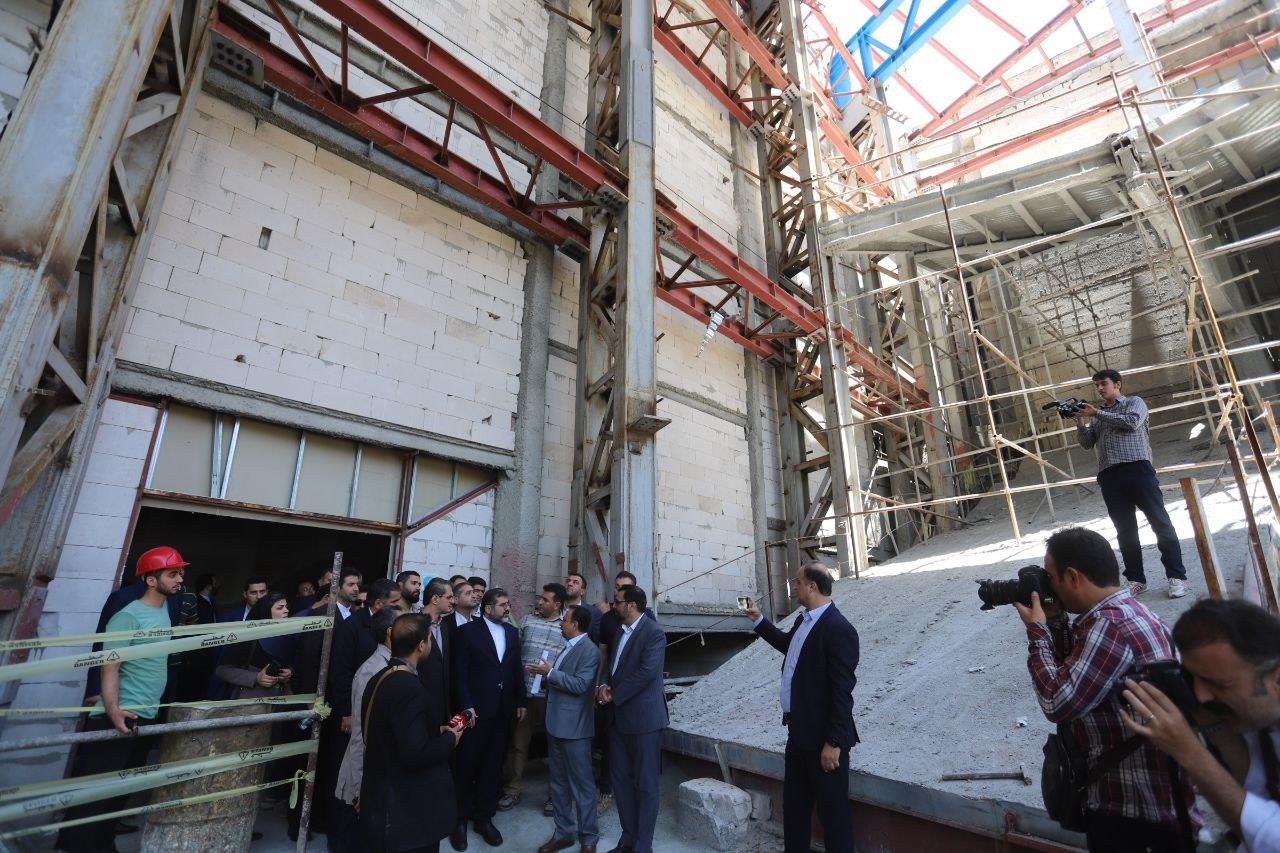 ضرورت تکمیل تالار مرکزی کردستان / انتظار ۲۰ ساله در سرزمین فرهنگ و هنر پایان مییابد؟