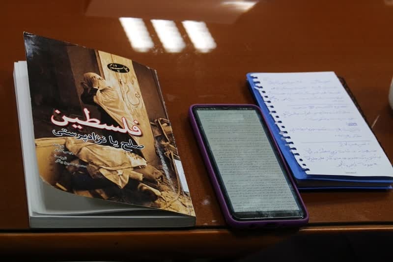 «مقاومت فلسطین» محور نشست تخصصی کتابخوان در سنندج شد