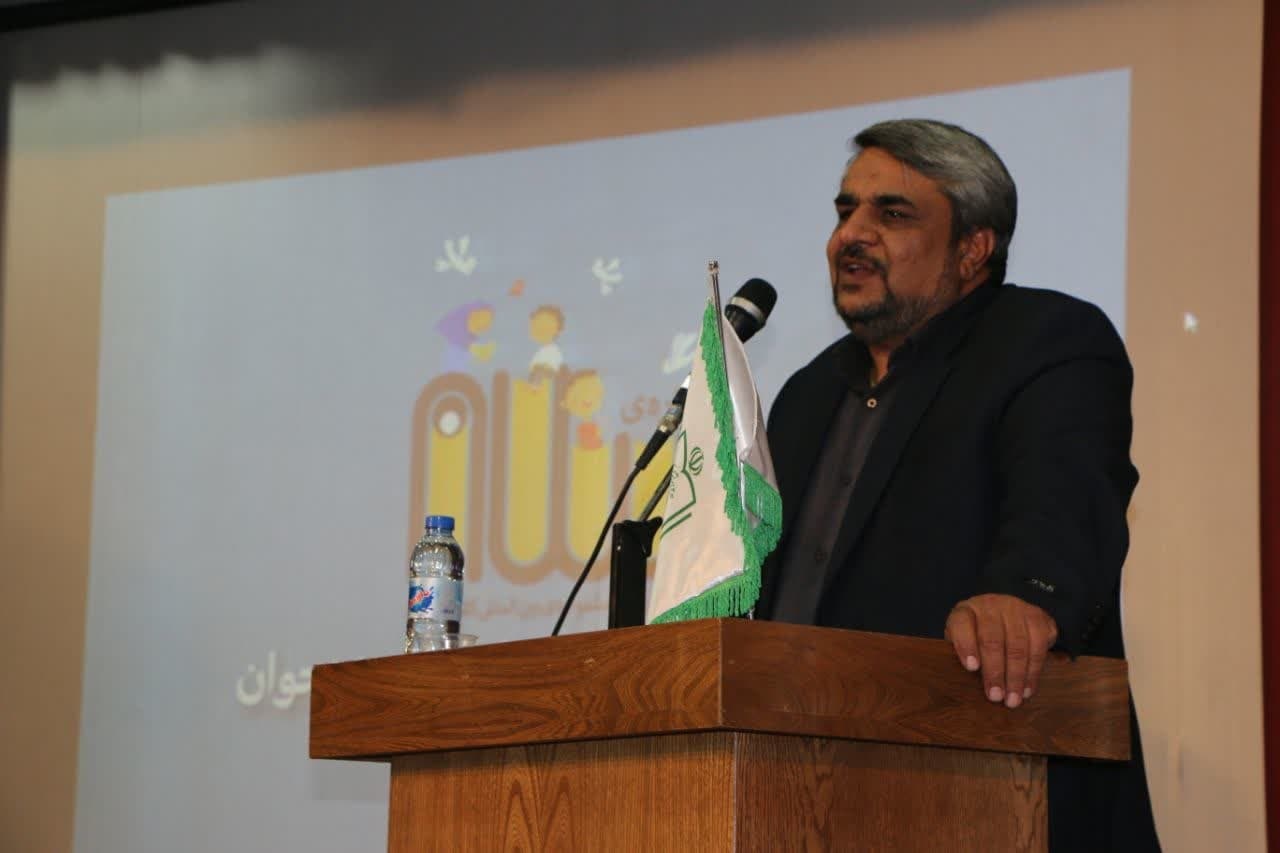 نوشتن داستان کودک و نوجوان شکستن شاخ غول است/ سیطره اختاپوس کتابهای ترجمهای بر بازار کتاب