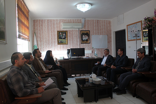 دیدار مدیرکل کتابخانه‌های عمومی با مدیرکل دیوان محاسبات استان ایلام