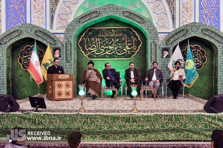 محفل شعرخوانی «طوفان الاقصی» در حرم رضوی