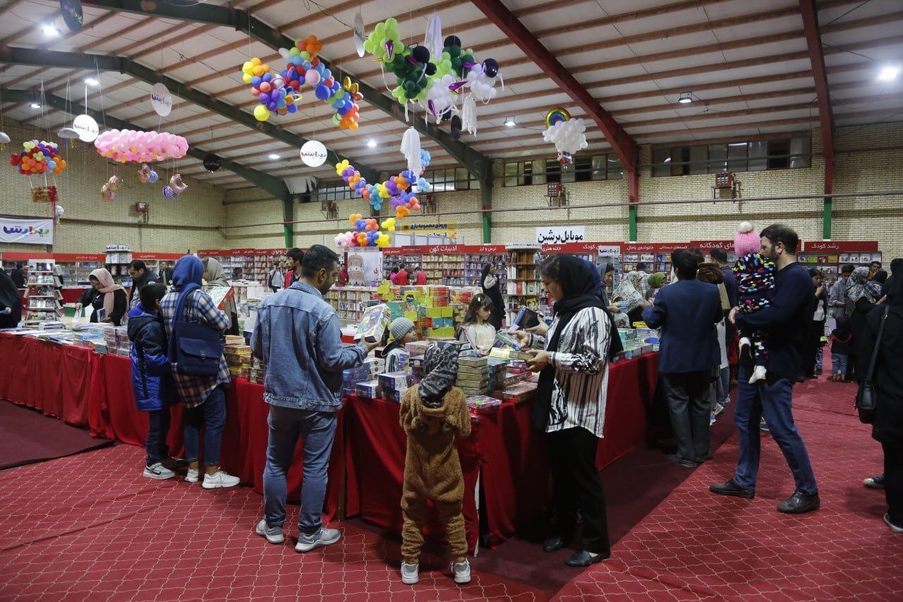 برای ترویج فرهنگ کتابخوانی هم افزایی بیشتری لازم است