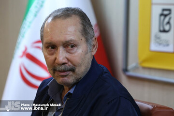 شعار «بخوانیم برای ایران» دشمنان و بدخواهان را می‌ترساند
