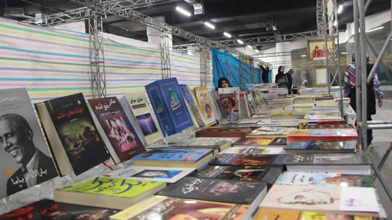 نمایشگاه کتاب بجنورد با ۸ هزار جلد کتاب گشایش یافت