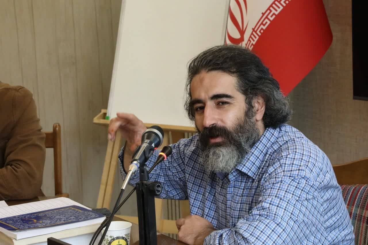 کارگاه تخصصی شعر در اردبیل برگزار شد