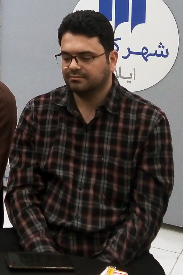 کتاب «آدمک مخوف» در ایلام رونمایی و نقد شد