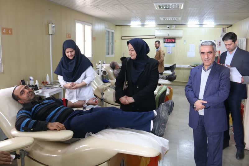 پویش اهدای خون با عنوان «کتابخون» در سنندج اجرا شد