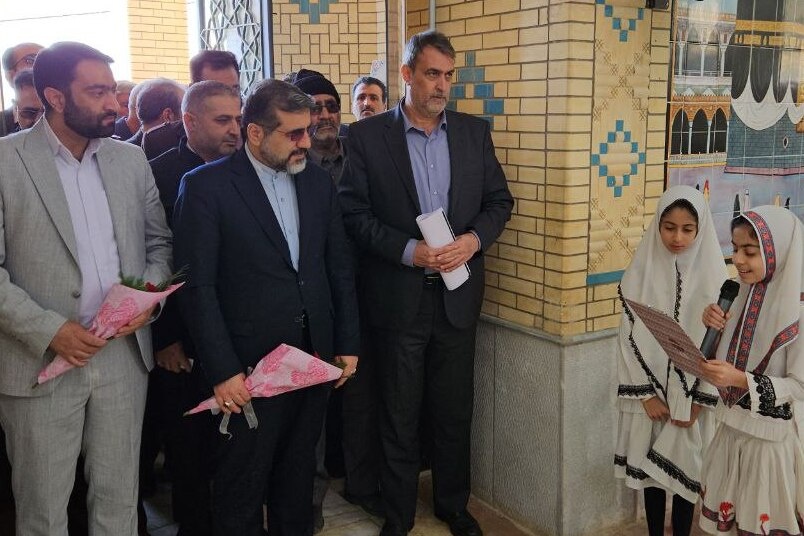 وزیر فرهنگ به چهارمحال و بختیاری سفر کرد/ بازدید از پروژه‌های فرهنگی استان