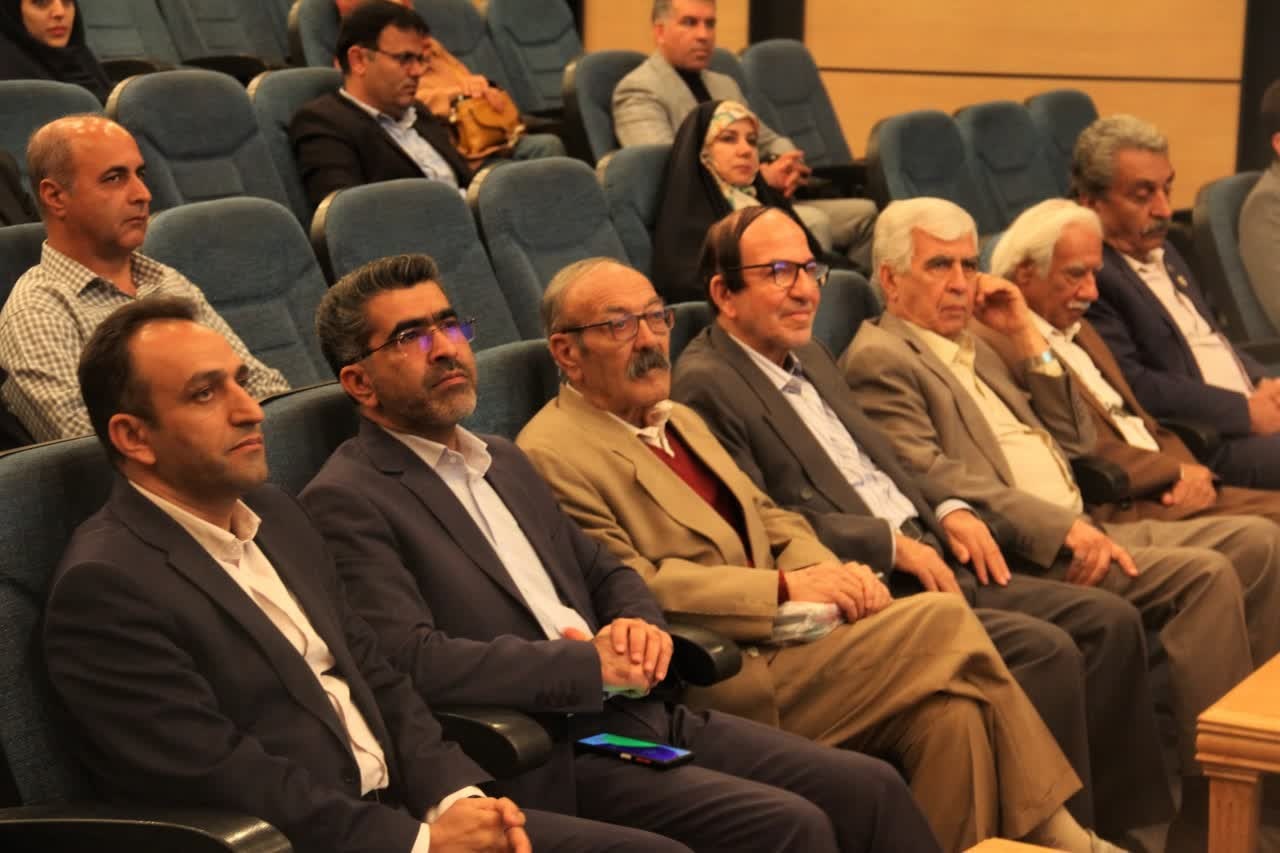 نمایشگاه تازه‌های آثار نویسندگان و ناشران استان فارس برگزار شد