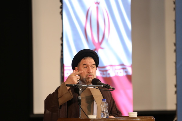 برگزاری «شب غزه» در دانشگاه تبریز/ حوادث غزه روح تازهای به شعر مقاومت دمید