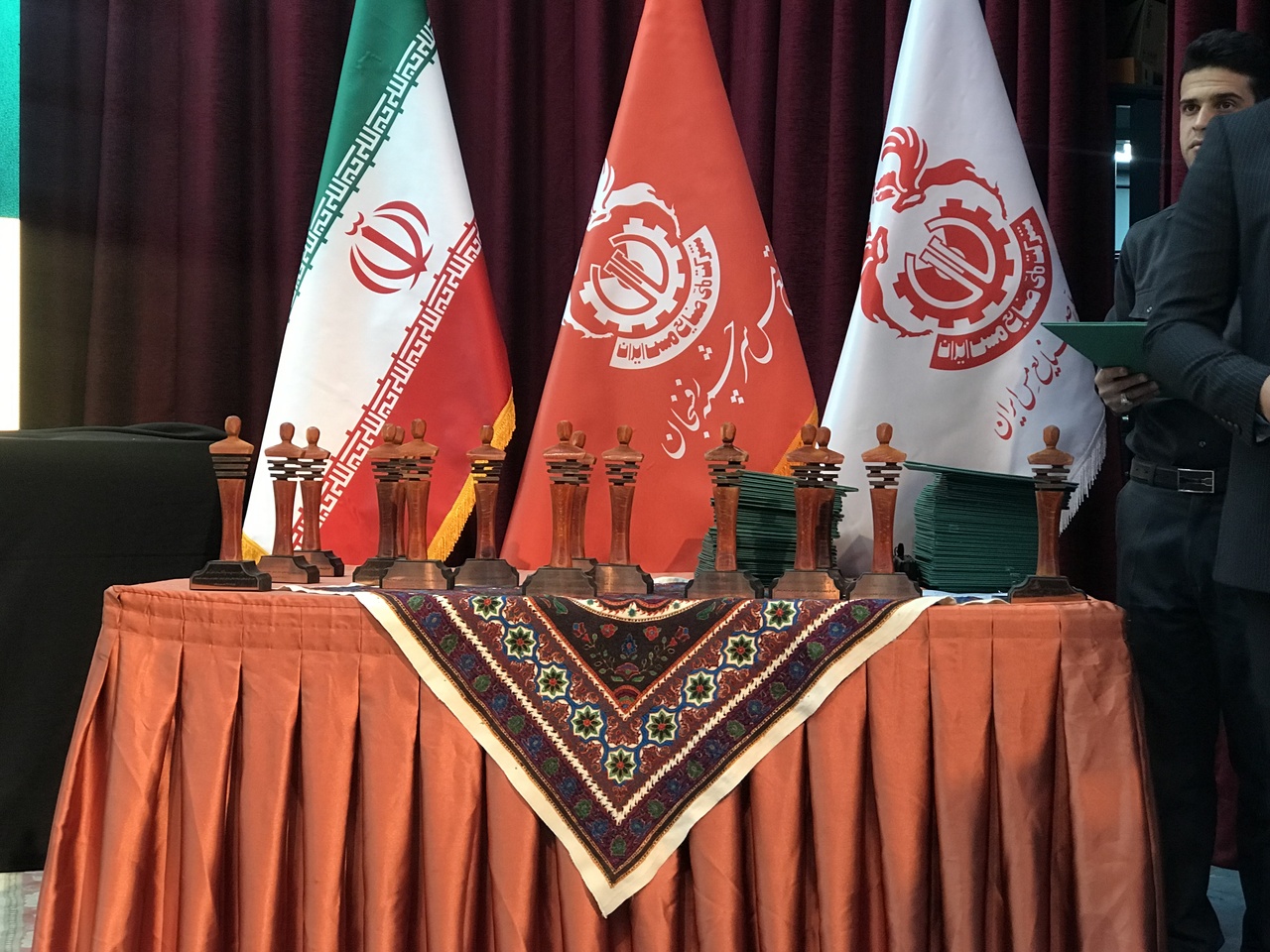 ۹ نمایشگاه کتاب در استان کرمان در حال برگزاری است/ برگزاری نمایشگاه بزرگ کتاب کرمان به زودی