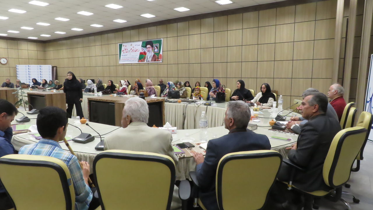 توجه به وزن در شعر تبری افزایش یافته است