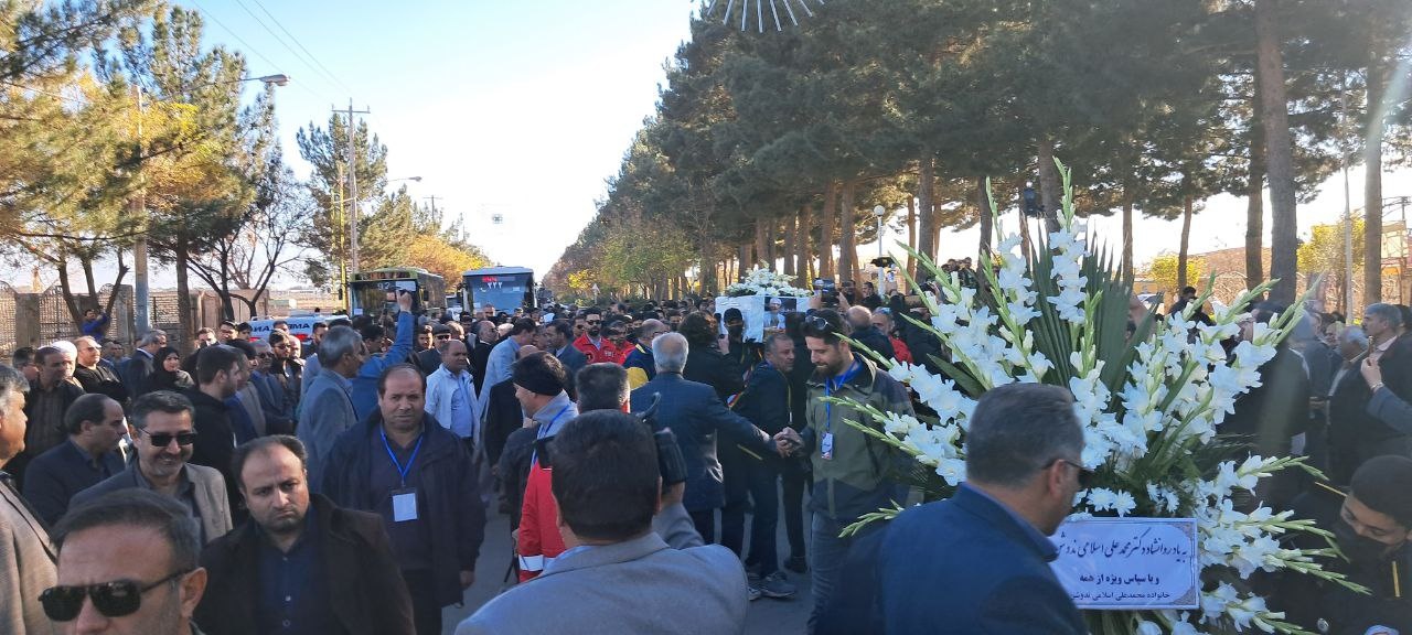 مراسم تشییع پیکر محمدعلی اسلامیندوشن آغاز شد