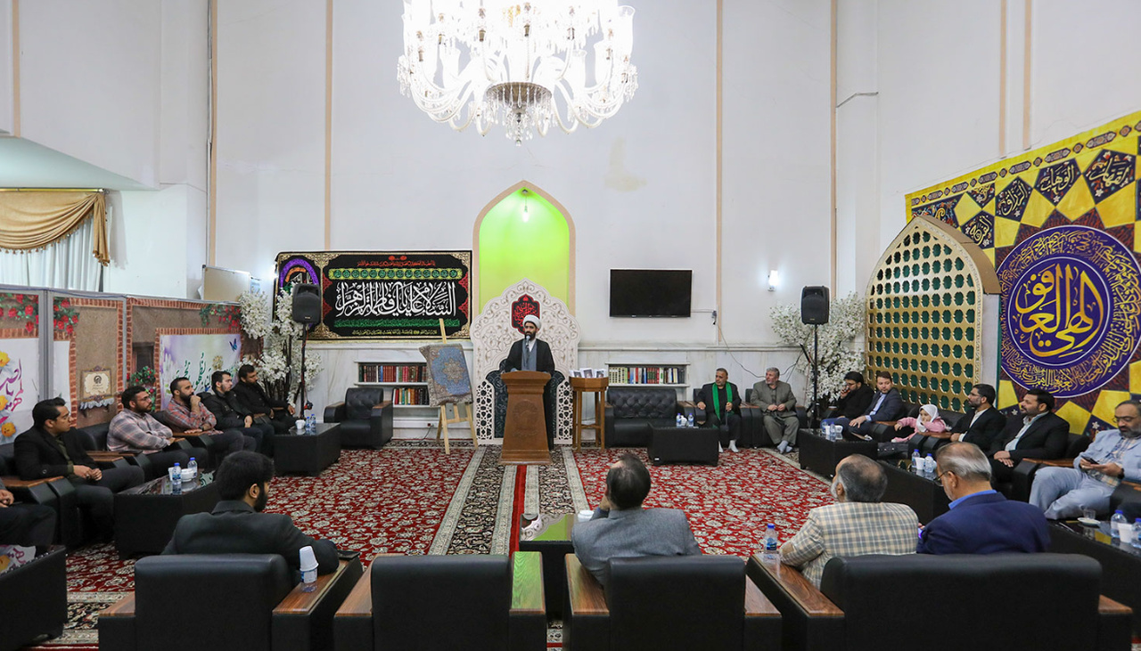 رونمایی از بسته محتوایی شعر سبک فاطمیه در حرم مطهر رضوی