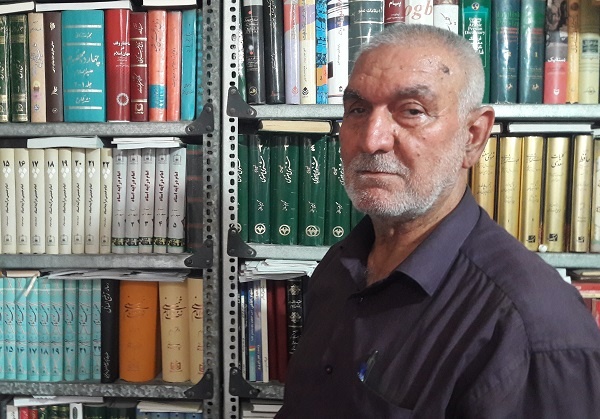 کتابخانه «معلم پاسدار،عبدالعباس محمدی» ایلام بیش از ۷۲ هزار جلد کتاب دارد