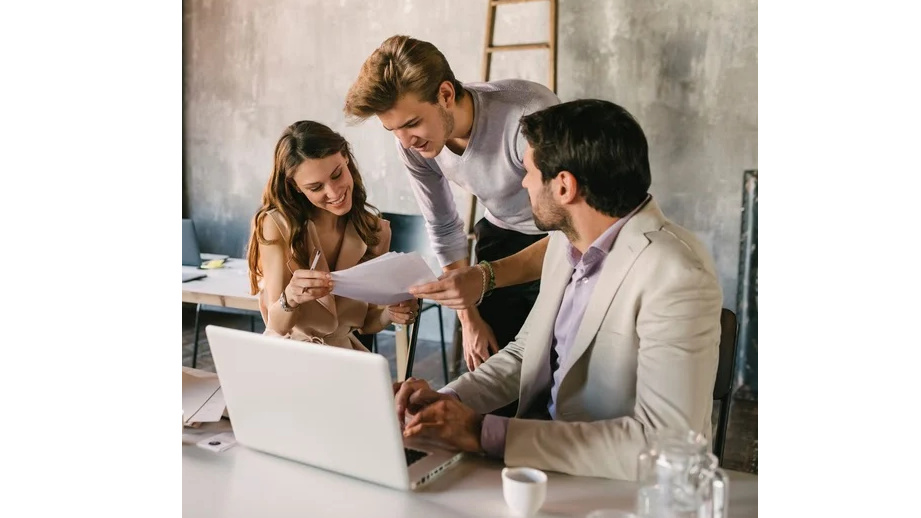 ISO چیست؟ صدور گواهینامه ایزو چگونه انجام میشود؟