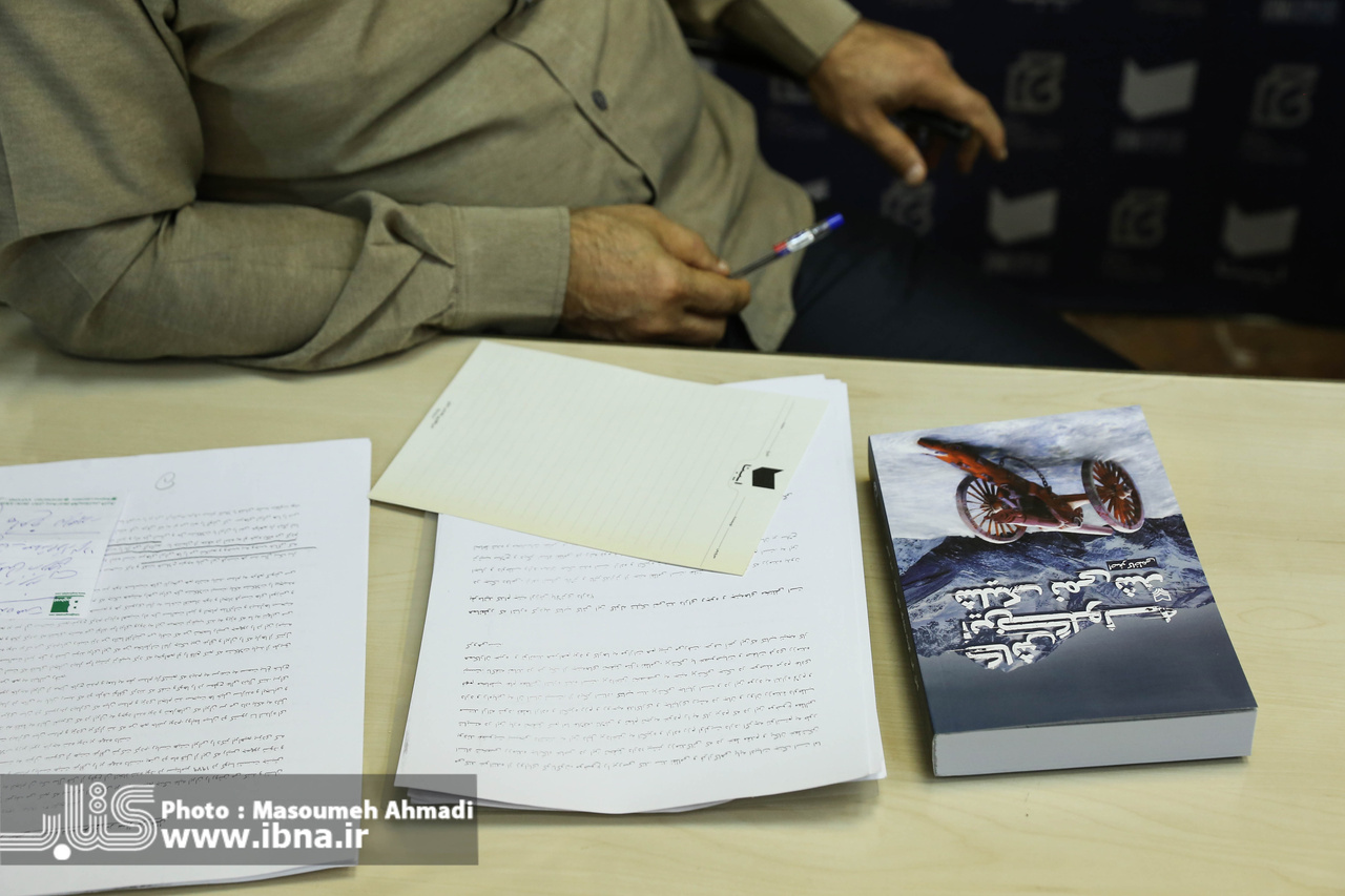 در جنگ گلوله را طوری میسازند که زخمی کند نه اینکه بکشد!/چرا صدام خلبان کشوری را نگه داشت؟