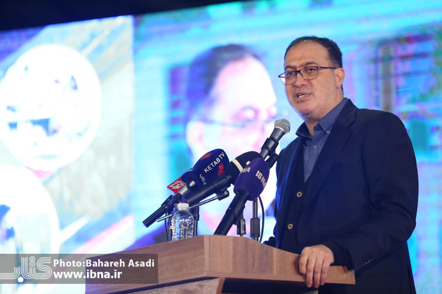 جشن خودکفایی تولید کاغذ کتابهای درسی/چشمانداز وزیر فرهنگ برای صادرات کاغذ ایرانی