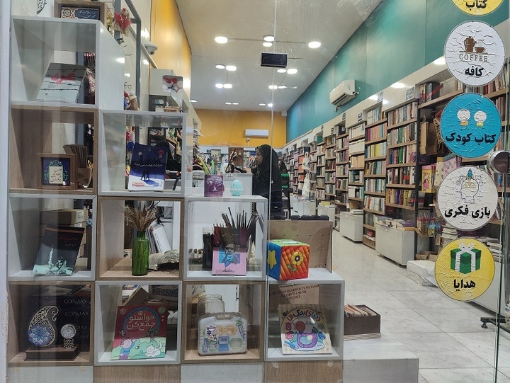 هم‌نشینی مردم بوشهر با یار مهربان بیشتر شده است/ رشد ۱۴ درصدی امانت کتاب‌های غیردرسی