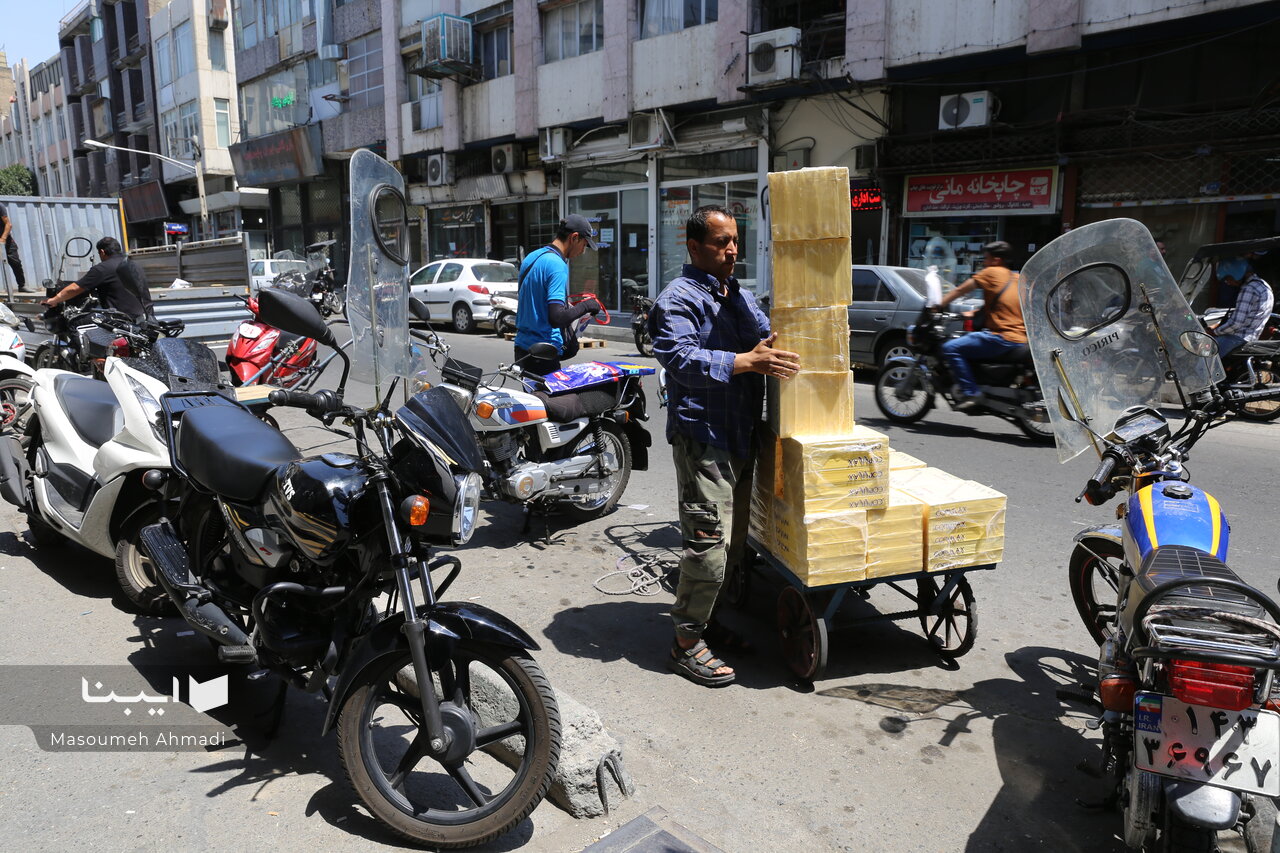 آرامش تابستانی بازار کاغذ