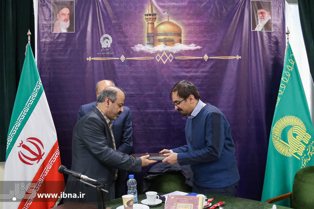 «آرایههای قرآن؛ پیدایش و تحول»رونمایی شد/ نگاه جامع مولف به موضوع پژوهش