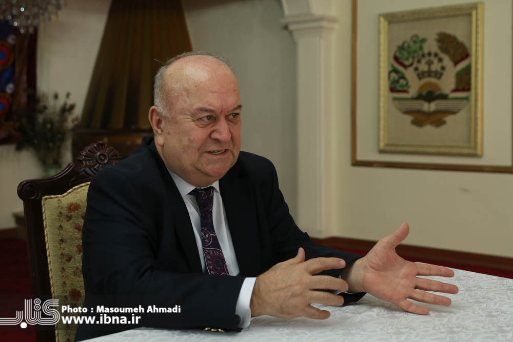 تعامل هرچه بیشتر ایران و تاجیکستان برای گسترش زبان فارسی/ اهدای شاهنامه به خانوادهها تا یک سال دیگر