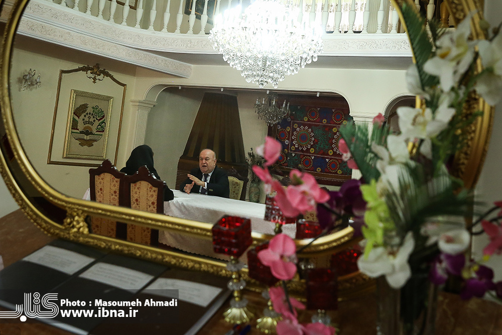 تعامل هرچه بیشتر ایران و تاجیکستان برای گسترش زبان فارسی/ اهدای شاهنامه به خانوادهها تا یک سال دیگر