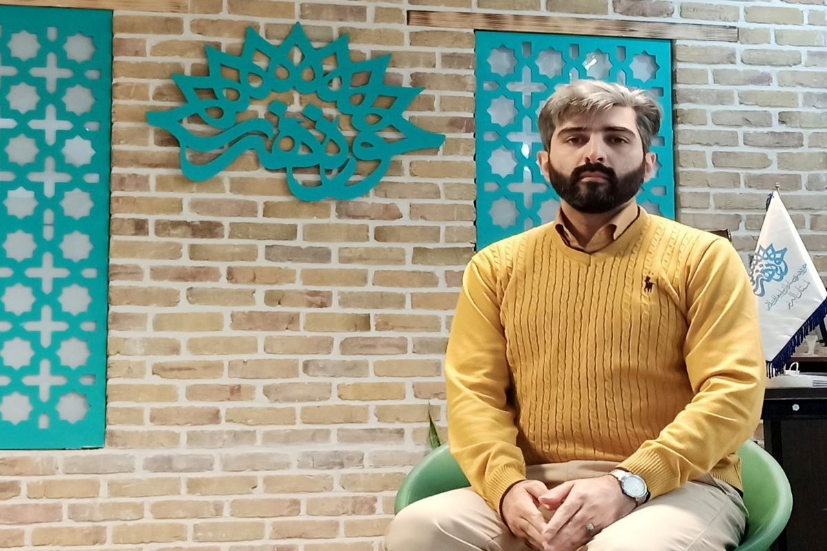 یک تئاتر خوب می‌تواند به‌اندازه هزار منبر در جامعه اثرگذار باشد