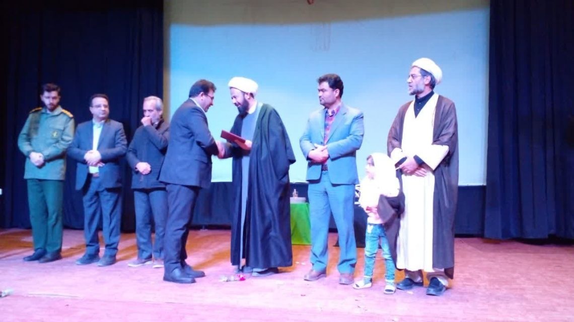 اهدای ۲۰۰ کتاب در گناباد/جمعخوانی کتاب در گلبهار و تربتحیدریه