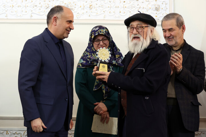 طوفان فوت به توران گویندگان رسید
