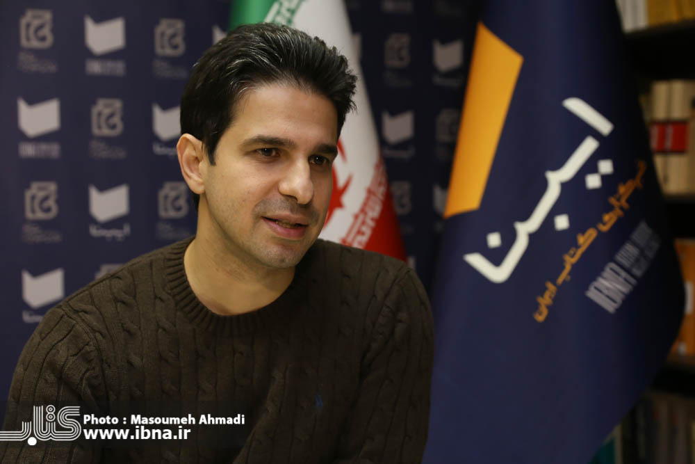 تقریباً تمامی تألیفهای هنری کلاژ است