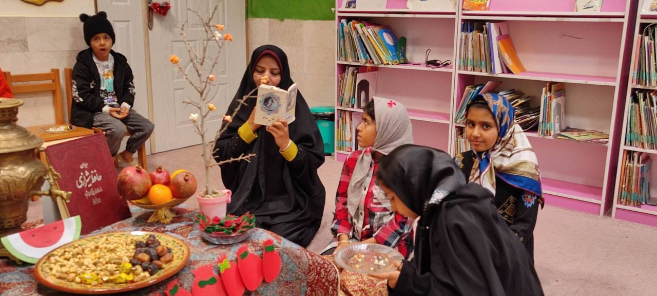 جلسات شعرخوانی ستارهقطب در تربتحیدریه/حافظخوانی در کتابخانه کاخک گناباد