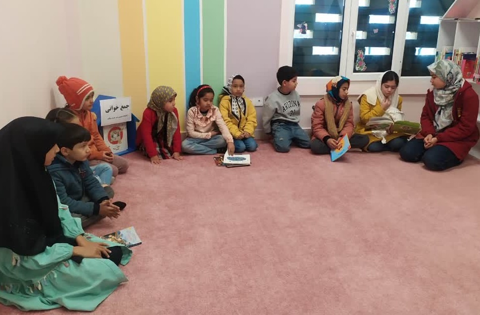 جلسات شعرخوانی ستارهقطب در تربتحیدریه/حافظخوانی در کتابخانه کاخک گناباد