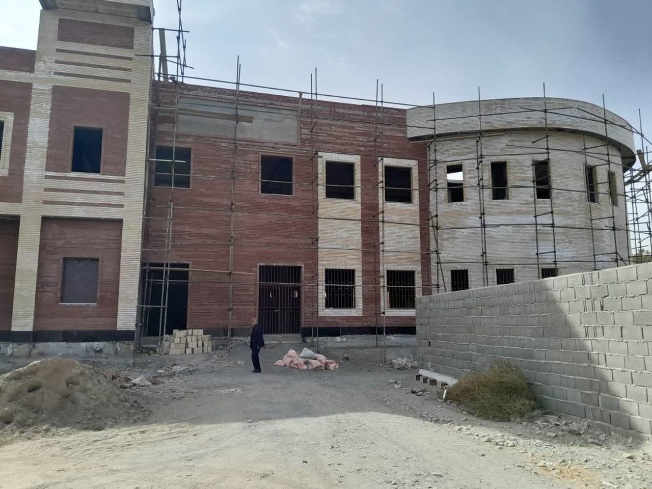 کتابخانه مرکزی استان البرز؛ آرزویی که بر دل مانده است