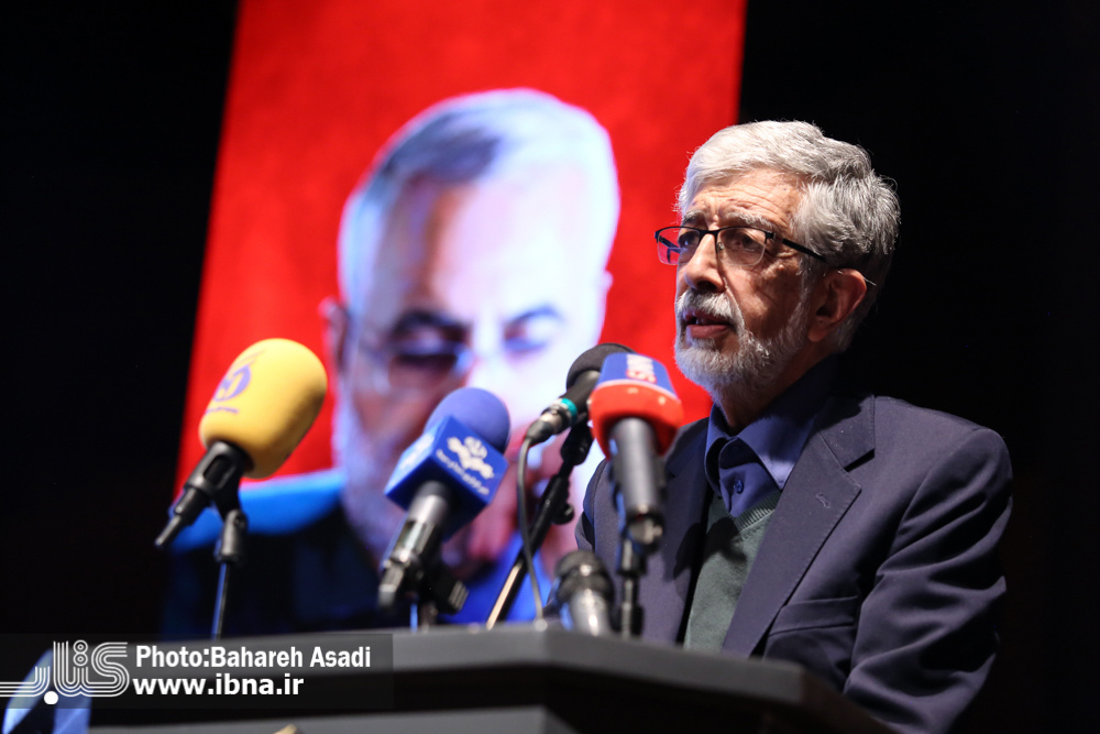 لزوم طرح دغدغههای شهید سلیمانی به نسلهای بعدی/ همه بخشها برای تبیین مکتب حاج قاسم کار کنند