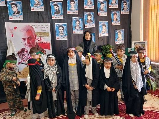 عمو قاسم در ویژهبرنامه «سردار آسمانی» میهمان کودکان سورشجانی شد