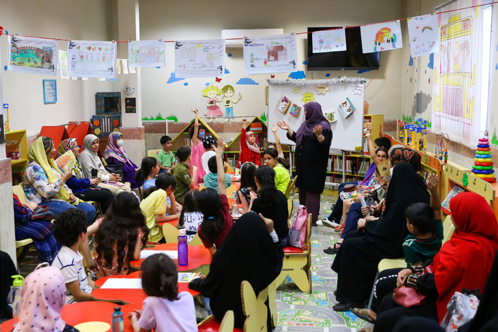 قصه‌گویی تجربه کودکان را افزایش می‌دهد/ روایت ایثار و وطن‌پرستی در دل قصه‌ها