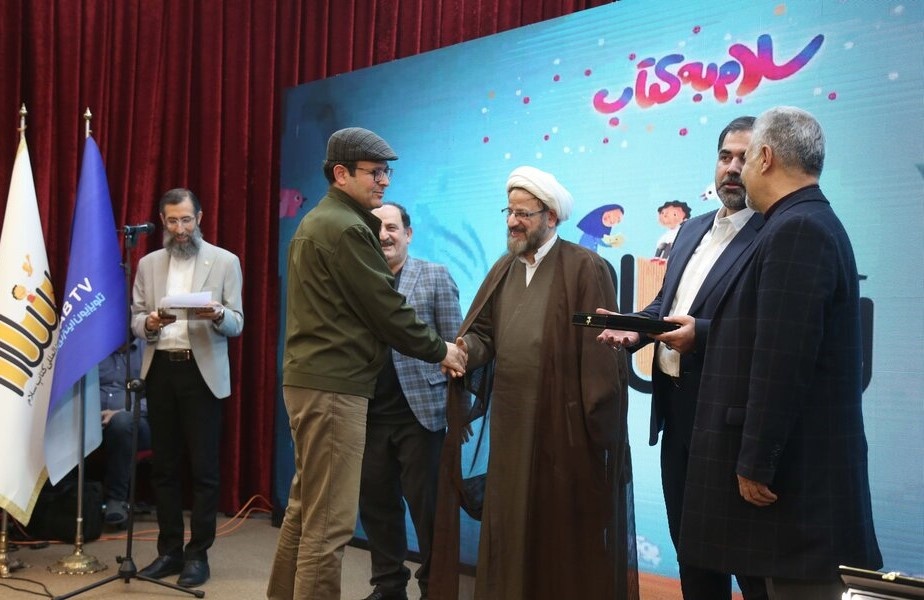 بزرگترین تهدید کتاب کودک و نوجوان کمبود مخاطب است / همیشه نگران محیط زیستم