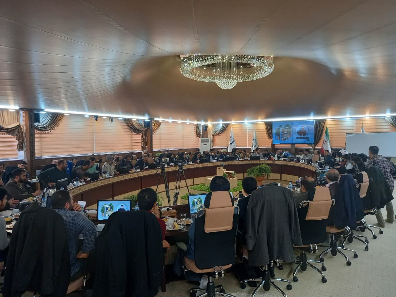 اختصاص یارانه برای خرید حضوری از کتابفروشیهای عضو «بازارکتاب» در دهه فجر