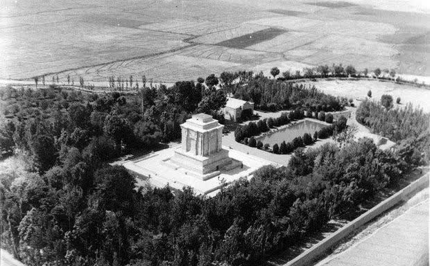 هر روز، روز فردوسی است