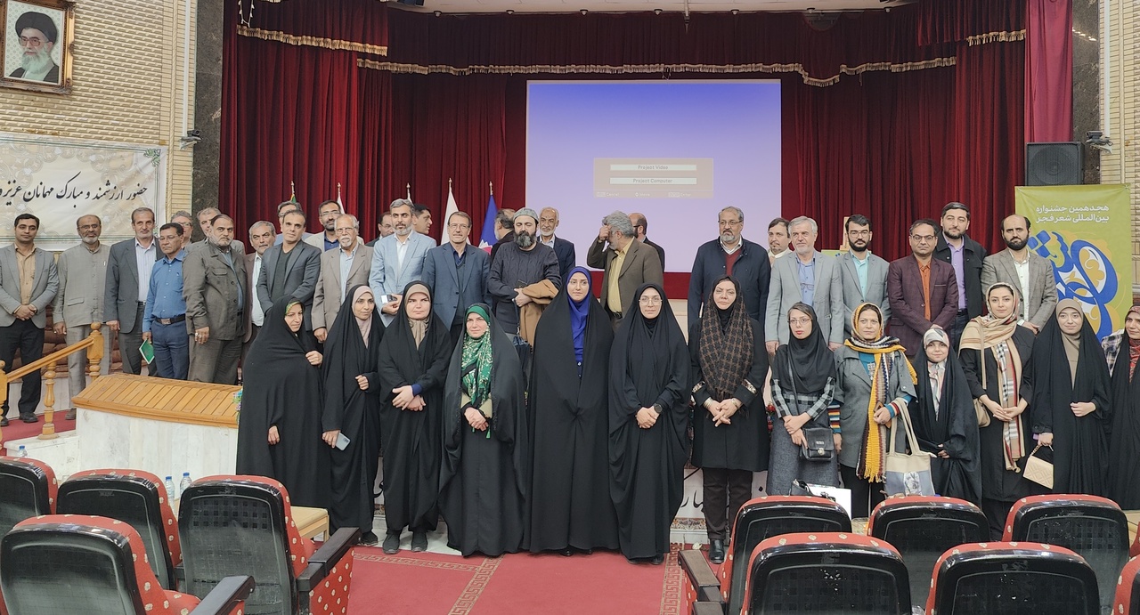 ظرفیت شعری بوشهر از آن یک منطقۀ ویژۀ فرهنگی ساخته است