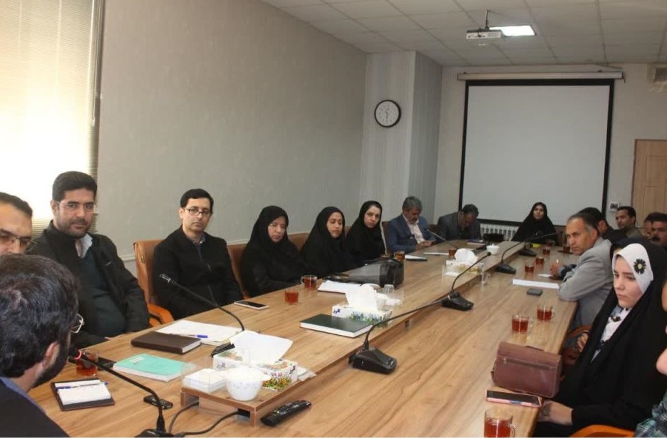 برگزاری محفل ادبی وصال در بینالود/ پیشرفت ۸۵ درصدی کتابخانه گرماب