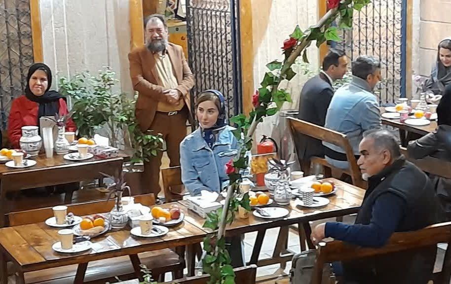 اجرای برنامه فرهنگی ادبی «پسینی دلگشا با شعر حافظ» در شیراز