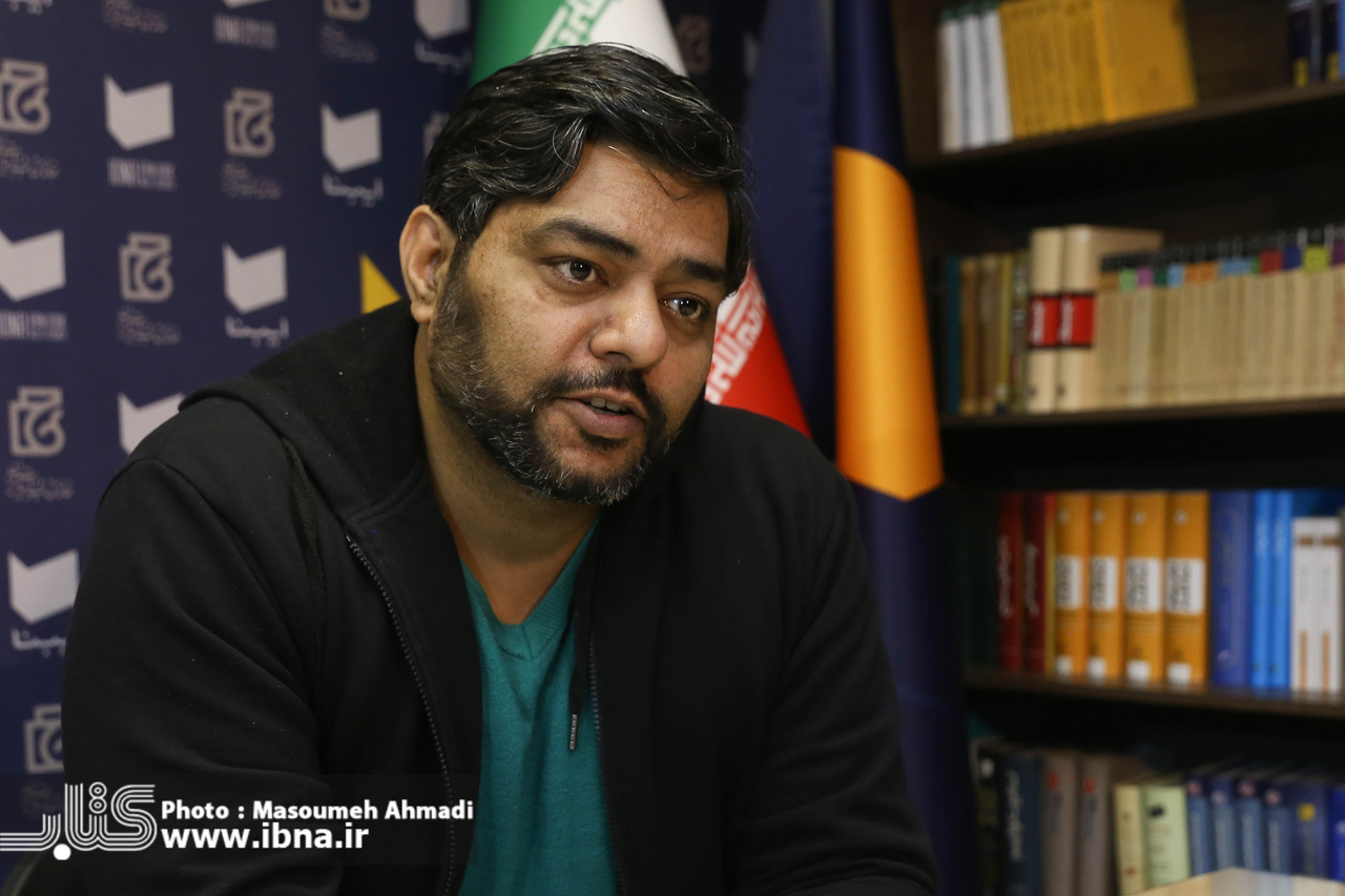 امروز فارسی در بطن زندگی مردم هندوستان جای دارد
