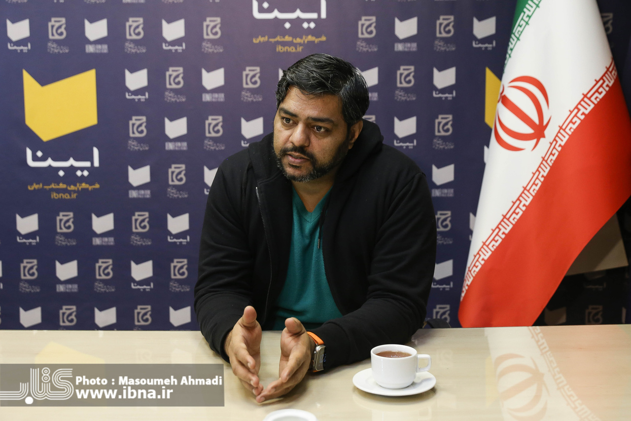امروز فارسی در بطن زندگی مردم هندوستان جای دارد