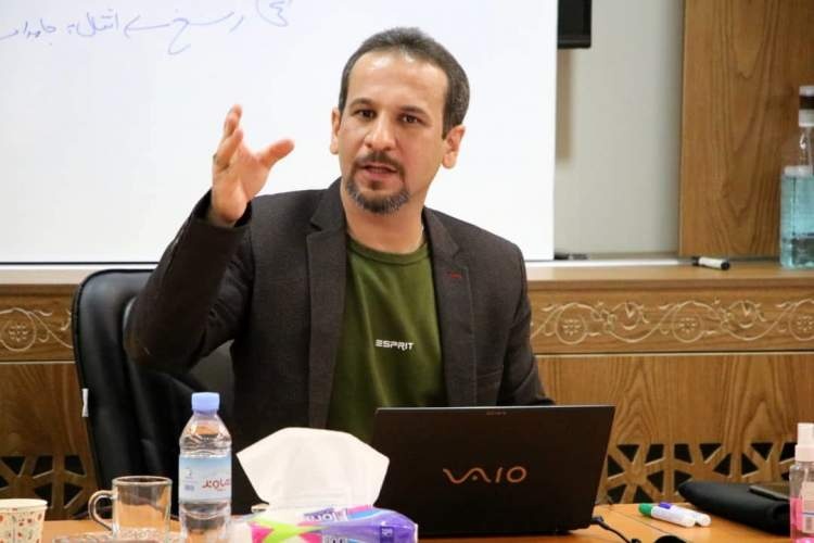 دفتر اول نمایشنامههای «متادراما» به بازار نشر رسید