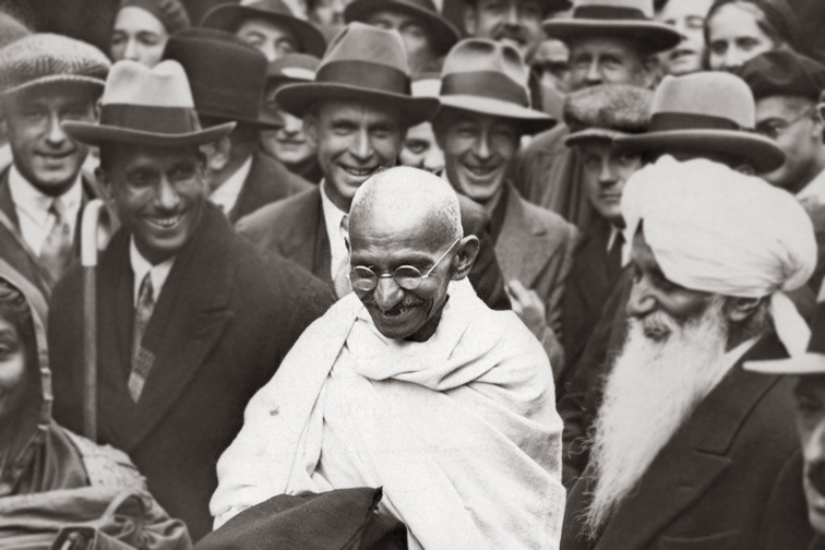 چه شد که هندی‌ها گاندی را کشتند؟/ مهم‌ترین چهره‌ تاریخ قرن بیستم 