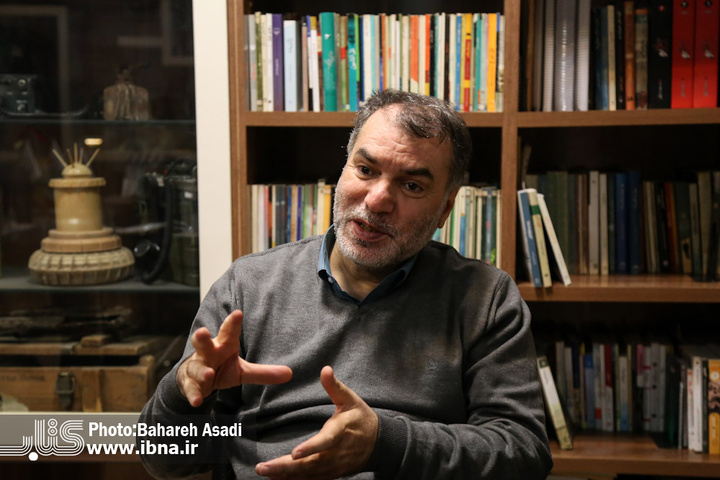 روزشمار و اطلس تصویری دفاع مقدس تالیف مسعود ده‌نمکی در آستانه انتشار