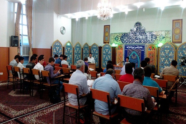 برگزاری قریب به ۲۰ دوره آموزشی قرآن در دارالقرآن کریم زنجان